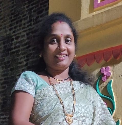 सौ. रोशनी गो. वकटे